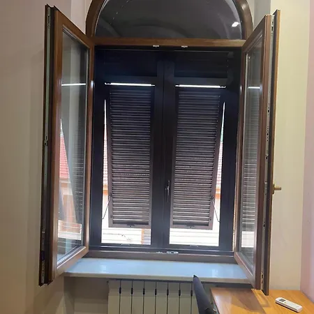 Guest house Rent House *