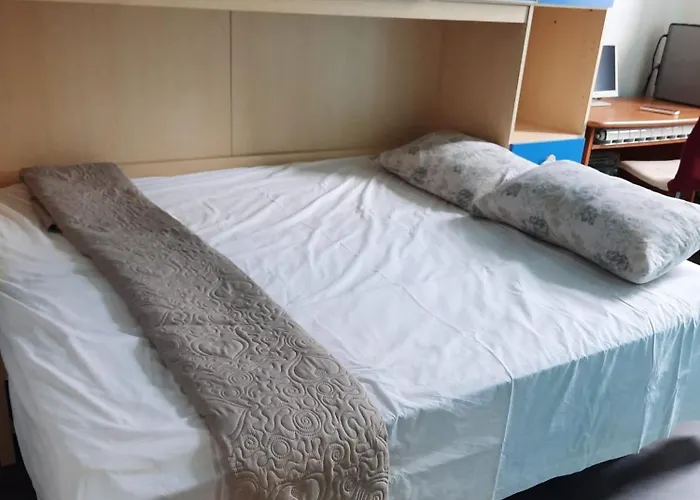 招待所 Rent House *